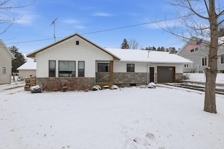 330 1st St, Rosholt, WI 54473