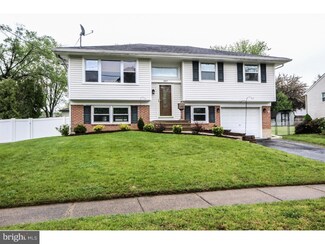 207 Orono Place, Somerdale, NJ 08083