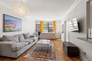 48-21 40th St Unit 1B, Sunnyside, NY 11104
