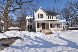 200 W Reader St, Elburn, IL 60119