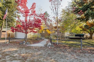 112 S Violet St, Darby, MT 59829