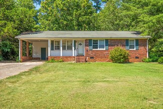 118 Effie Dr, Greenwood, SC 29649