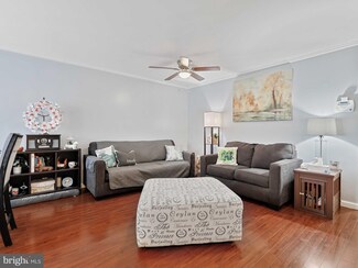 7860 Mayfair Cir, Ellicott City, MD 21043