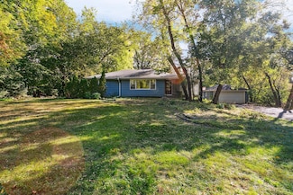 16 Westwood Rd, Hopkins, MN 55305