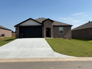 276 Alyece Ln, Hensley, AR 72065