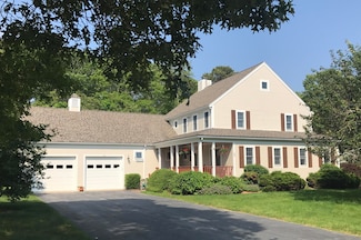 34 Ard Righ Rd, North Falmouth, MA 02556