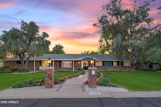 229 W Berridge Ln, Phoenix, AZ 85013