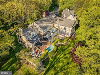 1333 Beaumont Dr, Gladwyne, PA 19035