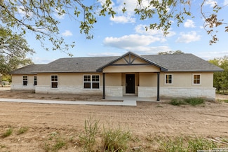 45 Broken Star Trail, Poteet, TX 78065