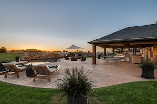 10260 E Rancho Diego Ln, Crowley, TX 76036