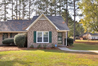 2134 Tudor St, Sumter, SC 29150
