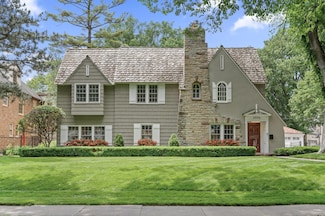 4504 Wooddale Ave, Edina, MN 55424