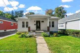 51 Washington Ave, Schenectady, NY 12302