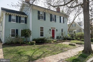 106 W Chestnut St, Saint Michaels, MD 21663