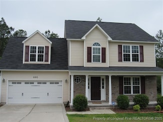 695 Valley Oak Dr, Bunnlevel, NC 28323