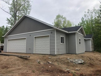 113 N Birch Ln, Coleraine, MN 55722