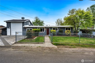 11827 SE 276th St, Kent, WA 98030