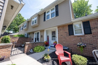 253 Old Oak Post Rd, East Amherst, NY 14051