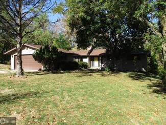 110 Timberline Rd, Carroll, IA 51401