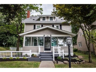 263 Harcourt Dr, Akron, OH 44313