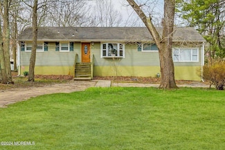 796 Coral Ave, Lakewood, NJ 08701