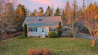 68 Altons Ave, Ellsworth, ME 04605