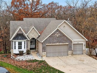 10560 Village Ln, Foristell, MO 63348