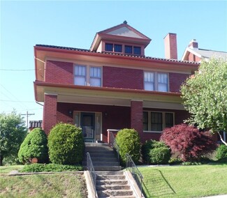 549 Halcomb Ave, Clairton, PA 15025