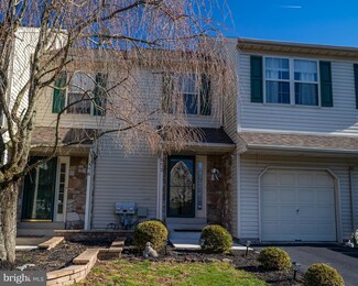 572 Campus Dr, Perkasie, PA 18944