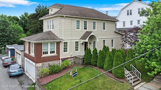 739 Moosic St, Scranton, PA 18505