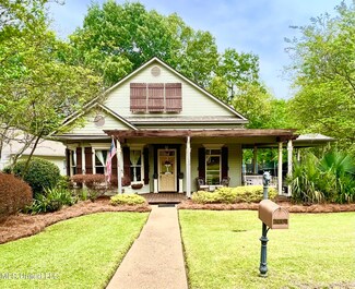 100 Broadfoot Cir, Ridgeland, MS 39157