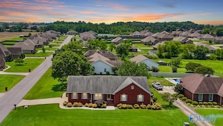 24430 Chadwick Dr, Athens, AL 35613