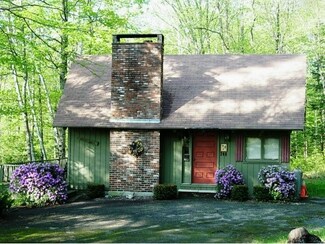240 Old Bristol Rd, New Hampton, NH 03256