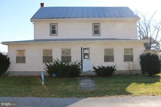 9338 Pineville Rd, Shippensburg, PA 17257