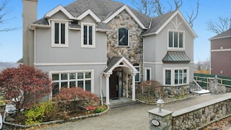 174 Douglas Rd, Staten Island, NY 10304