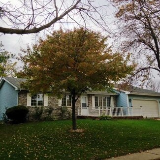 540 Hawthorne Ln, Peotone, IL 60468