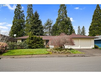 3877 Glenwood Loop SE, Salem, OR 97317