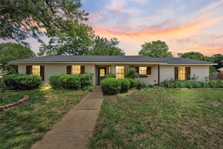 304 Texas Ave, Hewitt, TX 76643