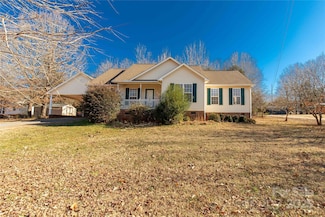 4641 Hickory Grove Rd, Sharon, SC 29742
