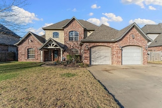 4002 SW Town Vu Rd, Bentonville, AR 72712