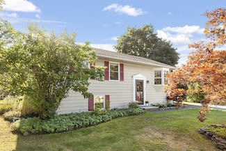 5 Glenn Rd, Merrimac, MA 01860