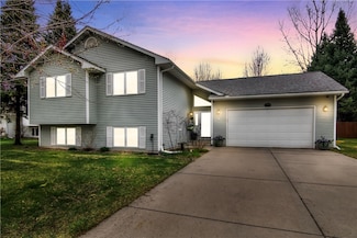 2103 Deblene Ln, Eau Claire, WI 54703