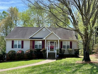 6941 Terrence Knoll Rd, Belews Creek, NC 27009