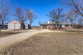 14164 SW 50th St, Benton, KS 67017