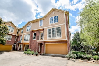902 Cohn St, Houston, TX 77007