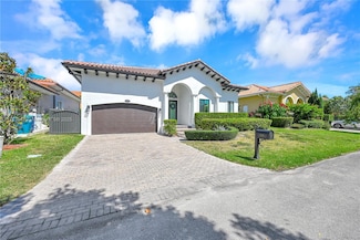 7565 SW 190th St, Cutler Bay, FL 33157