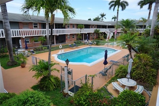 160 NE 8th Ave Unit 25B, Hallandale Beach, FL 33009