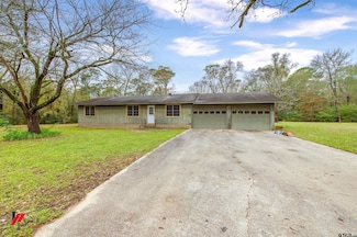 186 County Road 4553, de Berry, TX 75639