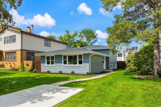 1671 Orchard Ln, Northfield, IL 60093