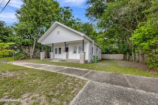 1007 S 10th St, Wilmington, NC 28401